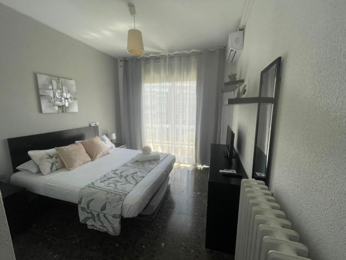 Family-Friendly Home In Central Barcelona 4Bdr Apartment