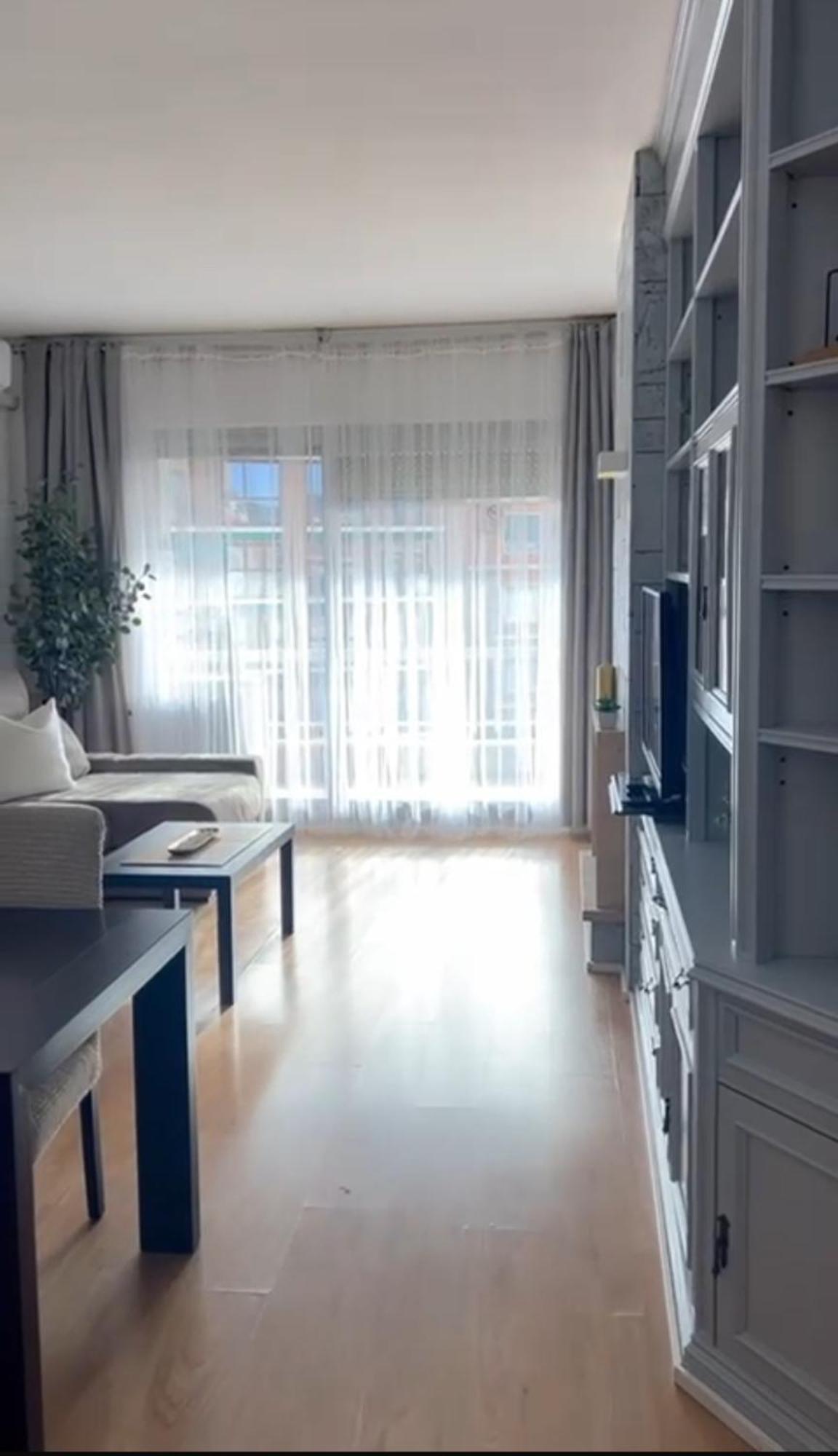 Family-Friendly Home In Central Barcelona 4Bdr Apartment *